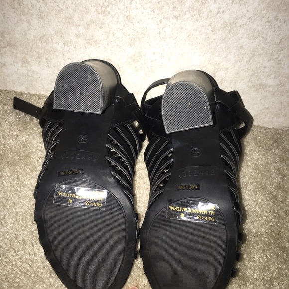 pumps/heels - Picture 4 of 4